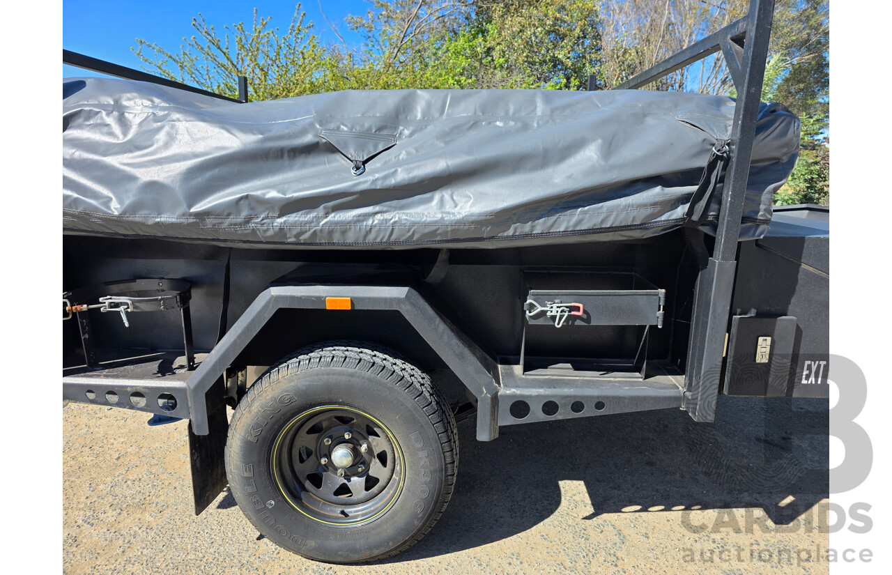 10/2016 GIC Black Series Extreme Commando Camping Trailer w/ 2x Annex and Boat Rack