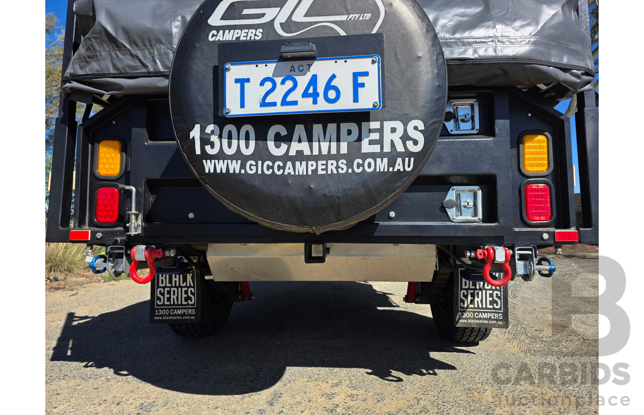 10/2016 GIC Black Series Extreme Commando Camping Trailer w/ 2x Annex and Boat Rack