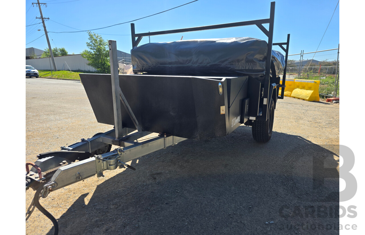 10/2016 GIC Black Series Extreme Commando Camping Trailer w/ 2x Annex and Boat Rack