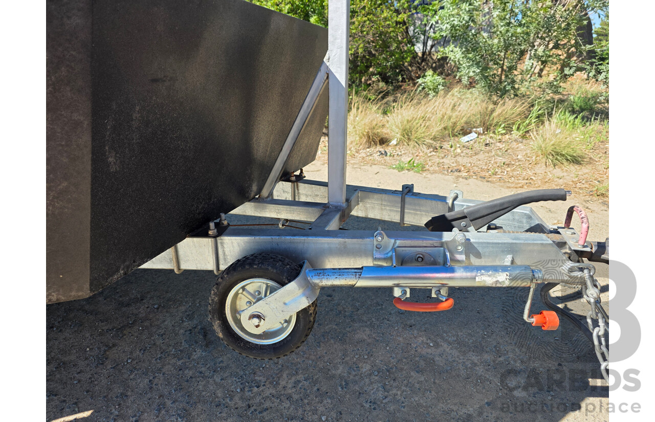 10/2016 GIC Black Series Extreme Commando Camping Trailer w/ 2x Annex and Boat Rack