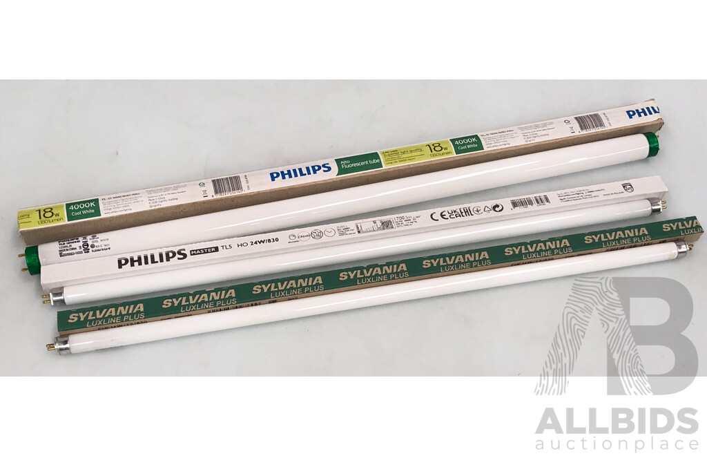 Philips and Sylvania Fluorescent Light Globes - Lot of 97