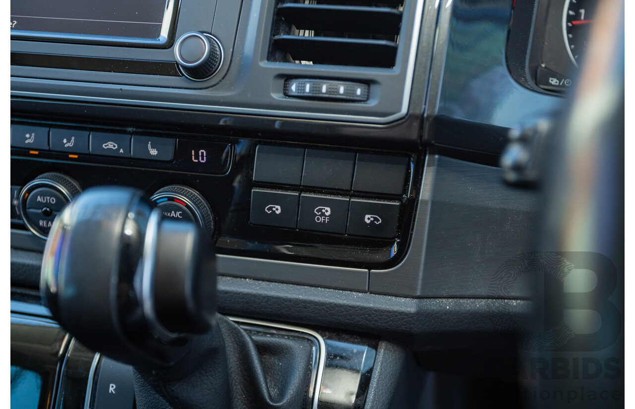 05/2017 Volkswagen Multivan Comfortline TDI340 T6 MY17.5 4D Wagon Acapulco Blue Metallic 2.0L Turbo Diesel - 7 Seats