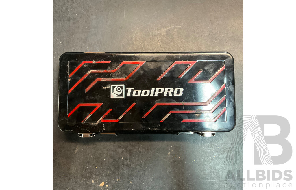 ToolPRO 30 PCE 3/8'' Drive Socket Set