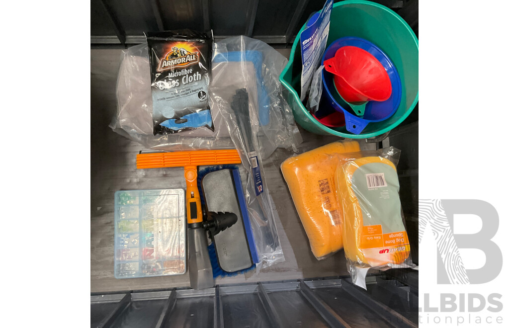 KETER Storage Box with Assorted Garagenalia