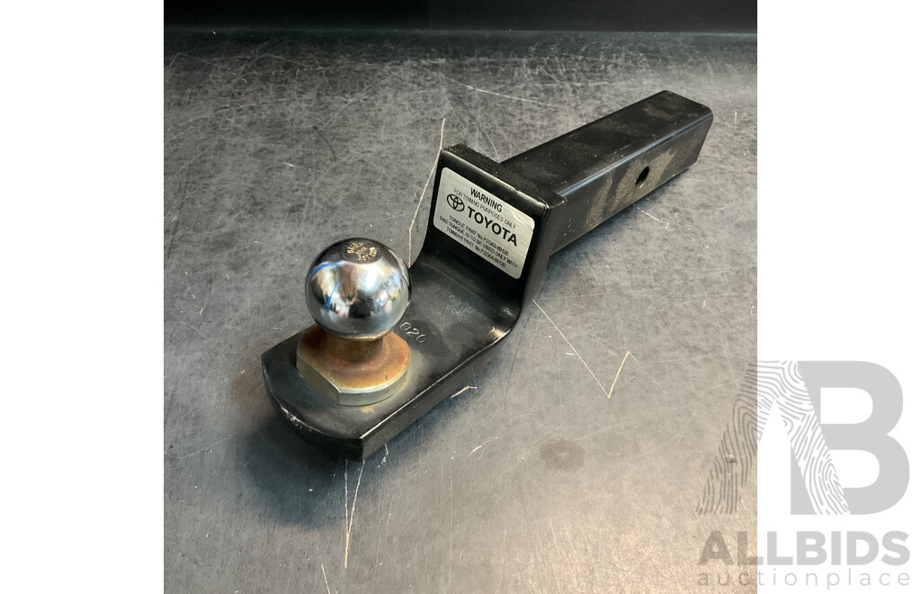 Toyota Tow Bar Tongue Part with Towball