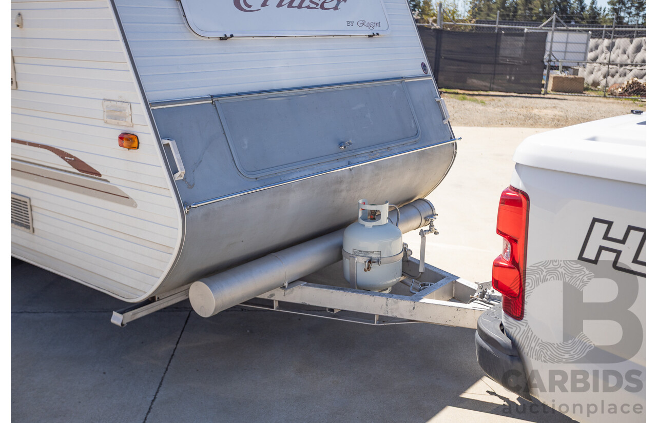 08/2001 Regent Cruiser 19ft Caravan Trailer  - White