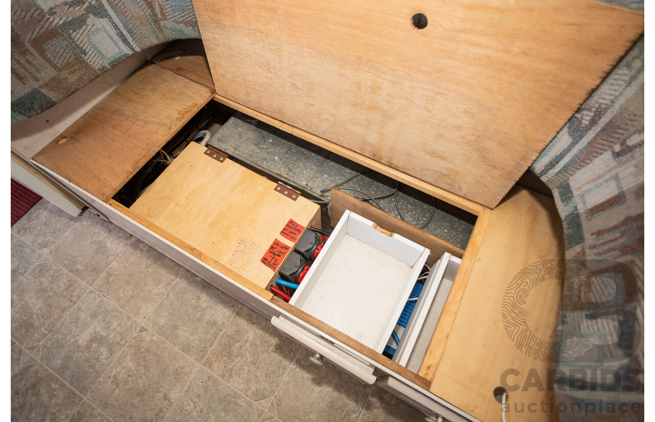 08/2001 Regent Cruiser 19ft Caravan Trailer  - White