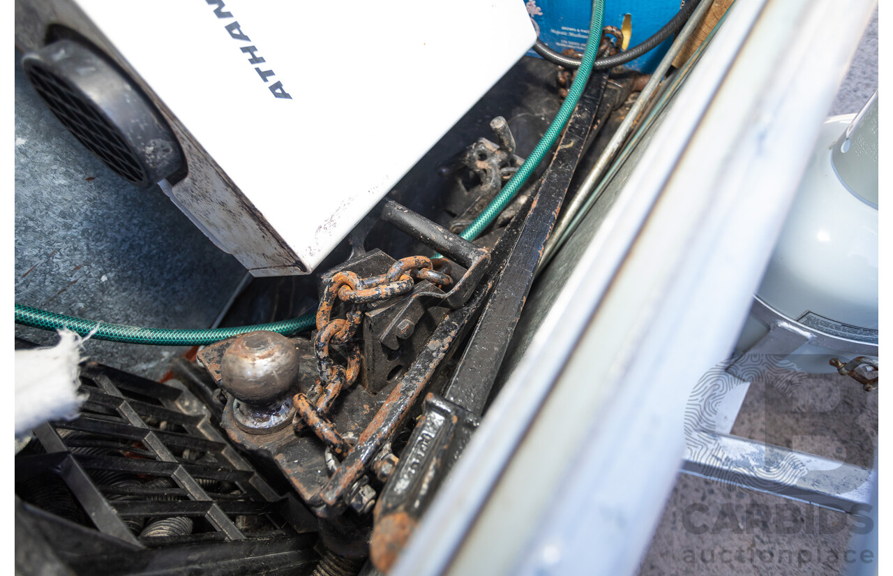 08/2001 Regent Cruiser 19ft Caravan Trailer  - White