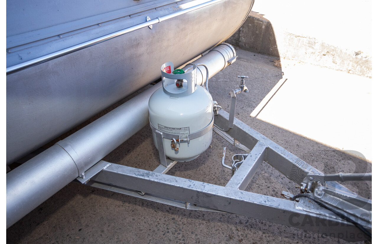 08/2001 Regent Cruiser 19ft Caravan Trailer  - White