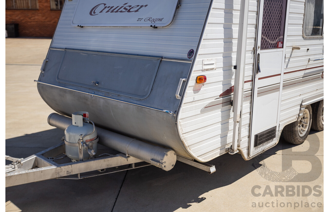 08/2001 Regent Cruiser 19ft Caravan Trailer  - White