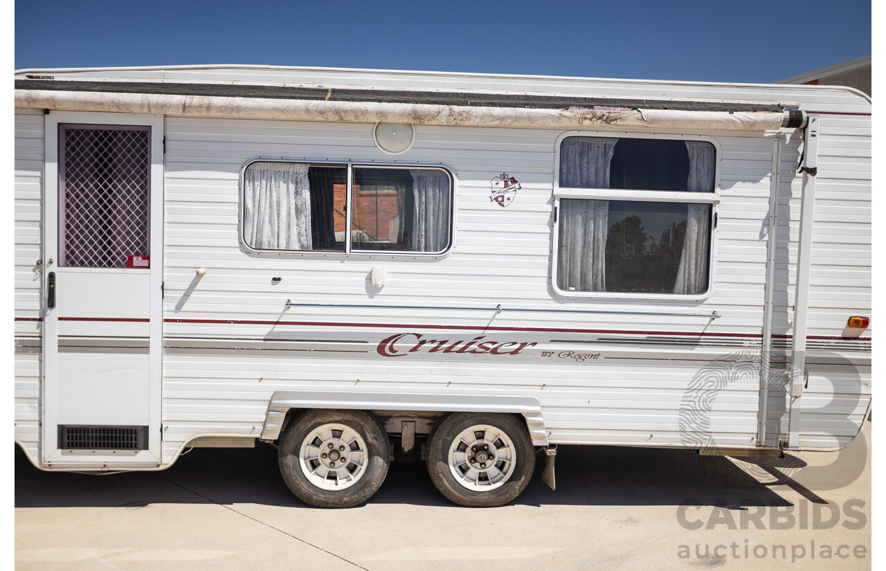 08/2001 Regent Cruiser 19ft Caravan Trailer  - White
