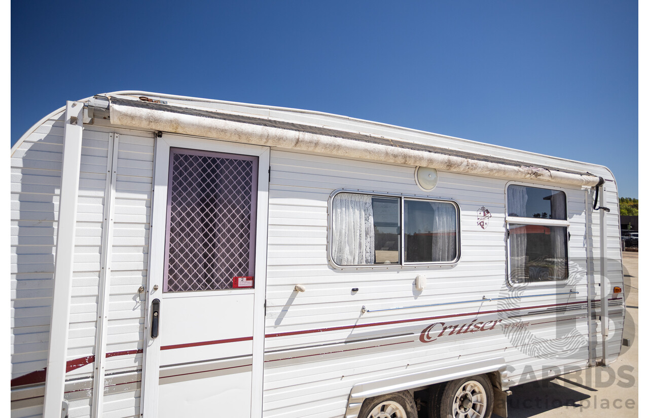 08/2001 Regent Cruiser 19ft Caravan Trailer  - White