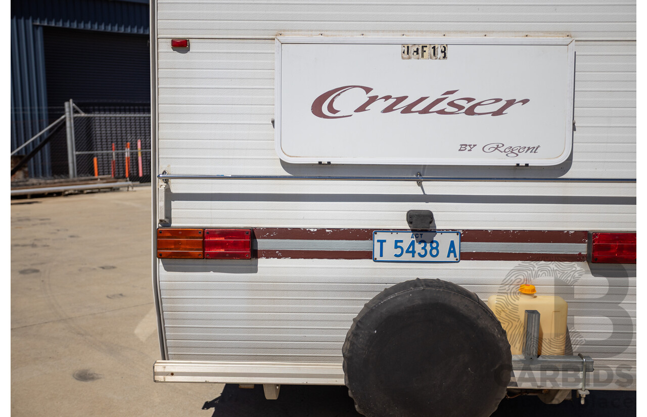 08/2001 Regent Cruiser 19ft Caravan Trailer  - White