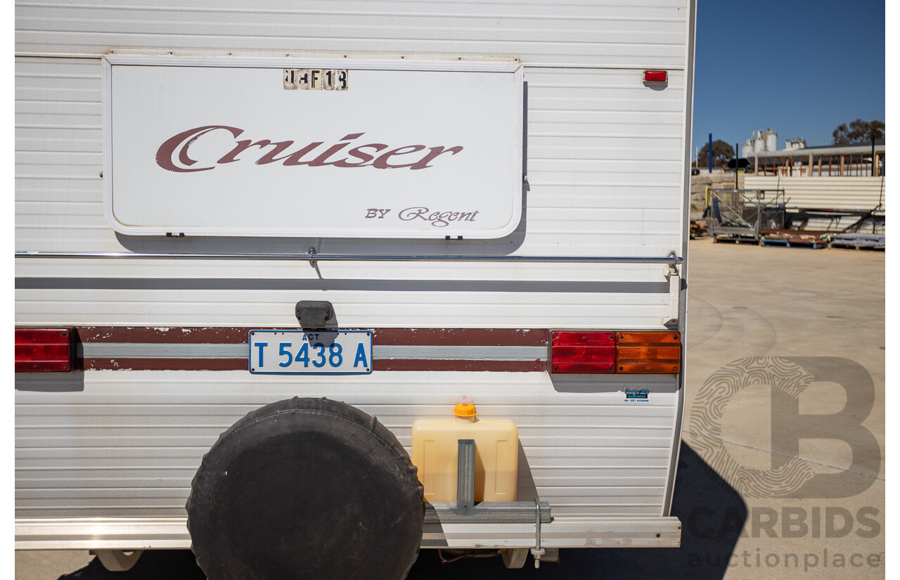 08/2001 Regent Cruiser 19ft Caravan Trailer  - White