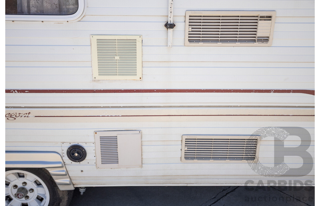 08/2001 Regent Cruiser 19ft Caravan Trailer  - White