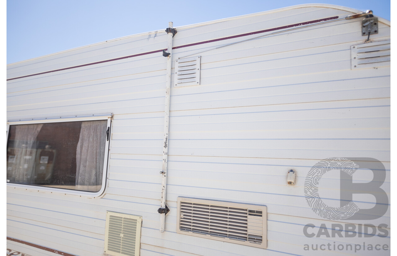 08/2001 Regent Cruiser 19ft Caravan Trailer  - White