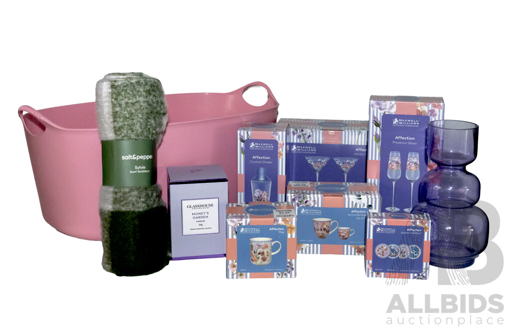 Maxwell Williams Homeware Pack - Glasses, Cups, Throw, Candle and More