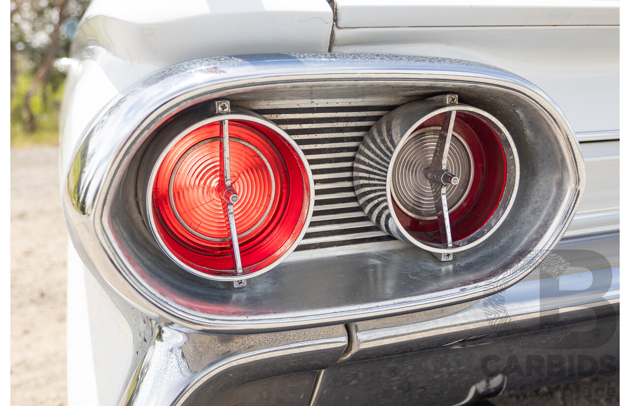 01/1961 Cadillac DeVille Short Deck 4d Sedan Olympic White V8 6.4L