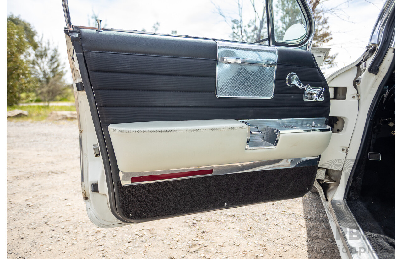 01/1961 Cadillac DeVille Short Deck 4d Sedan Olympic White V8 6.4L