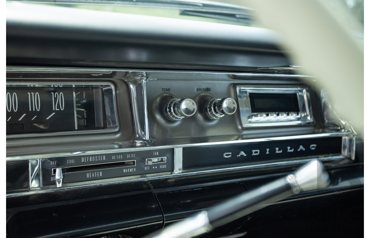 01/1961 Cadillac DeVille Short Deck 4d Sedan Olympic White V8 6.4L