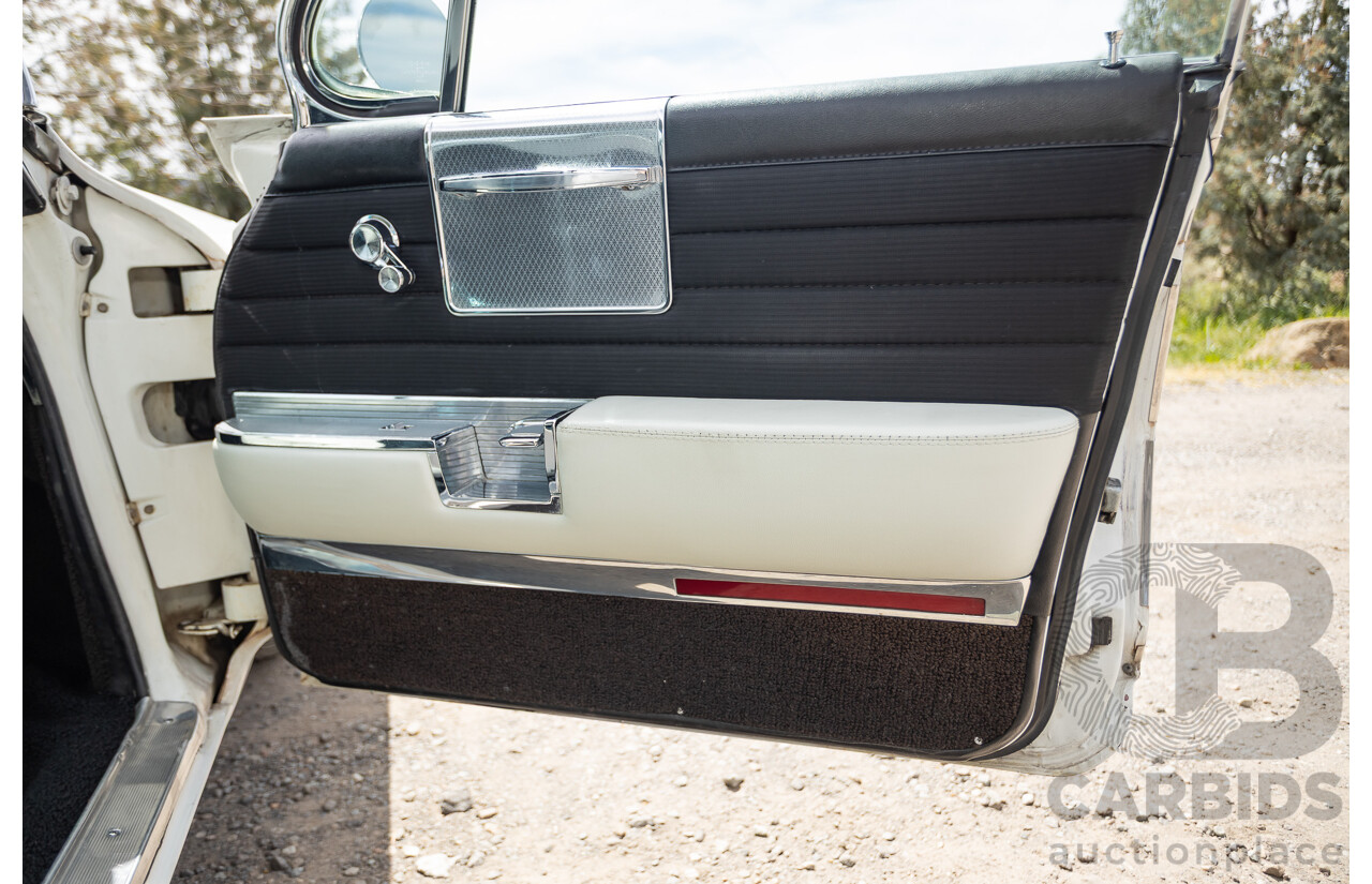 01/1961 Cadillac DeVille Short Deck 4d Sedan Olympic White V8 6.4L