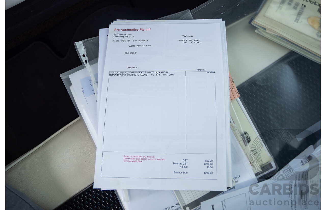 01/1961 Cadillac DeVille Short Deck 4d Sedan Olympic White V8 6.4L