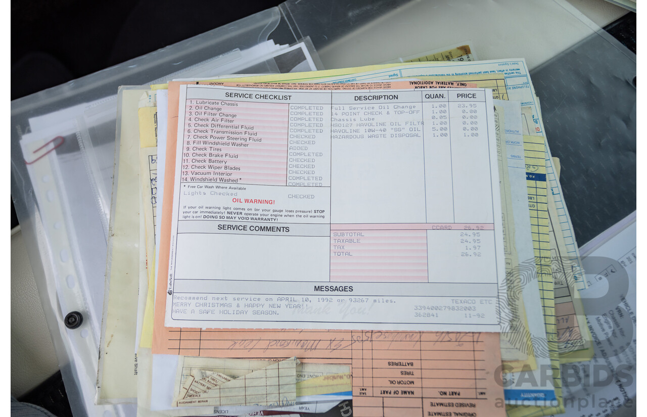 01/1961 Cadillac DeVille Short Deck 4d Sedan Olympic White V8 6.4L