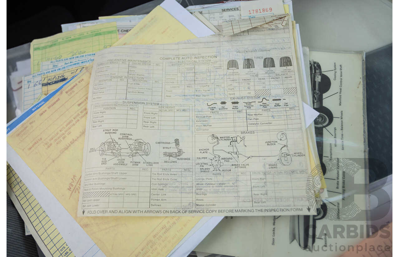 01/1961 Cadillac DeVille Short Deck 4d Sedan Olympic White V8 6.4L