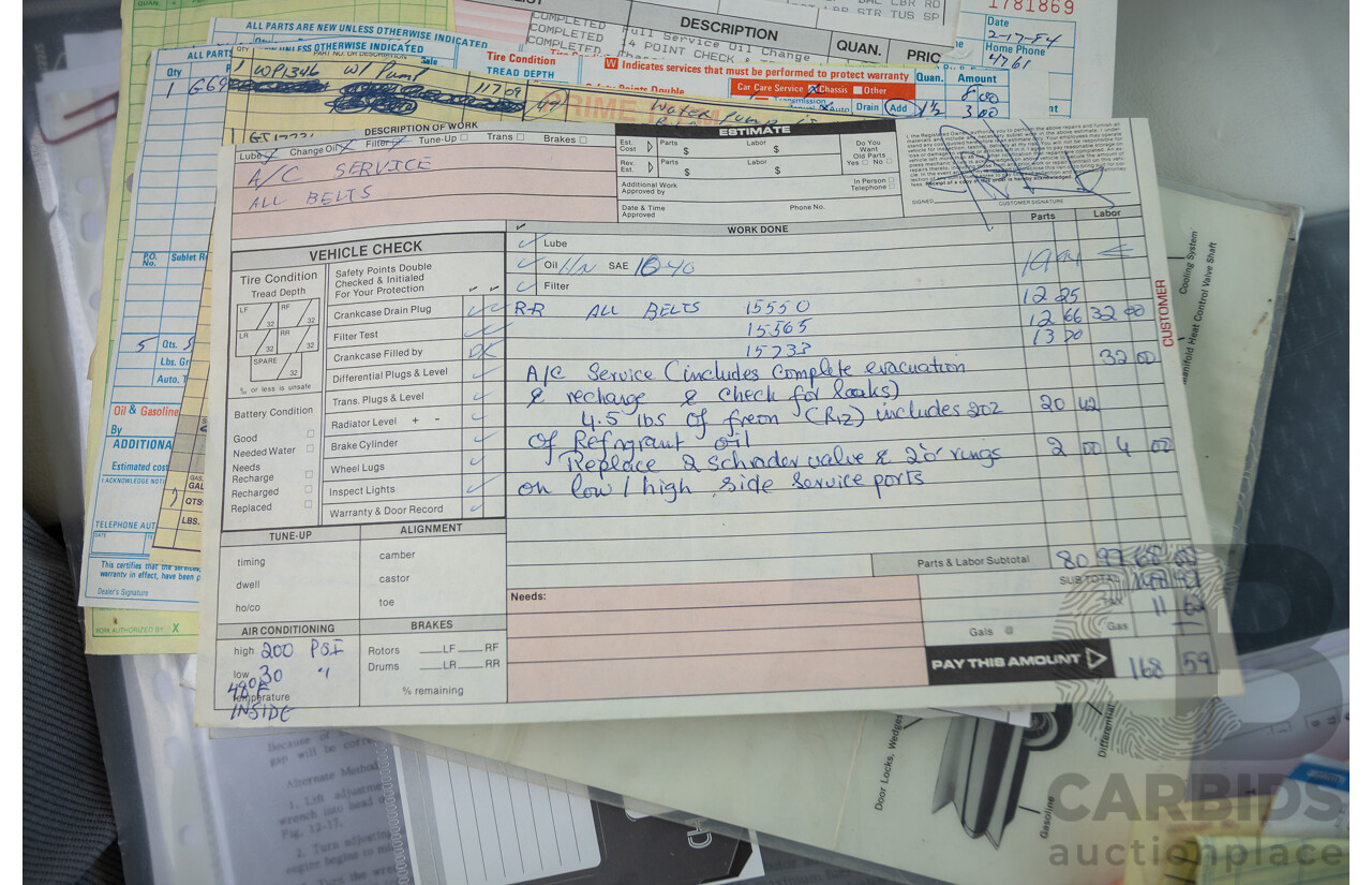 01/1961 Cadillac DeVille Short Deck 4d Sedan Olympic White V8 6.4L