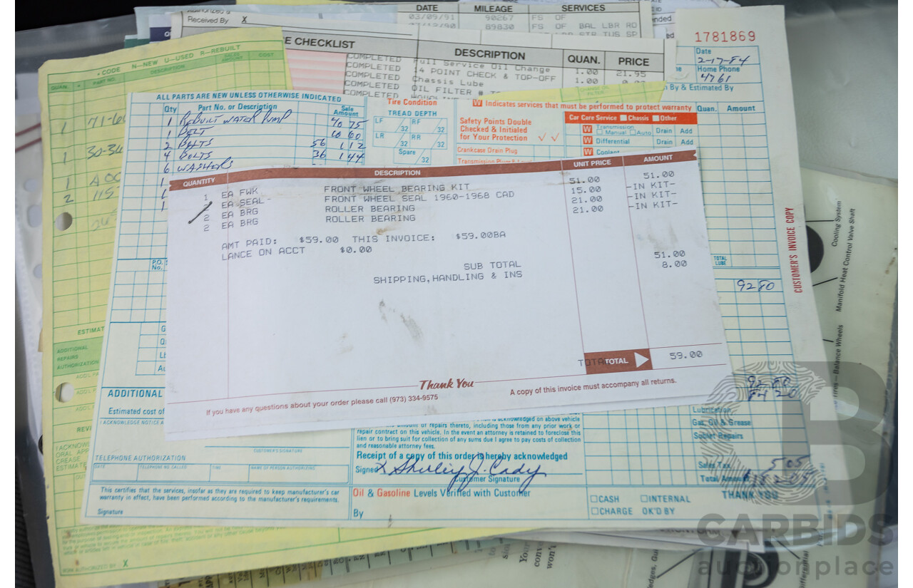 01/1961 Cadillac DeVille Short Deck 4d Sedan Olympic White V8 6.4L