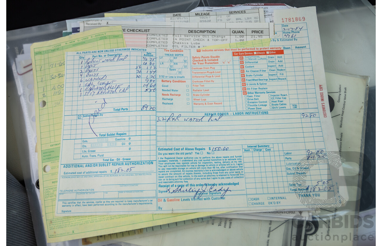 01/1961 Cadillac DeVille Short Deck 4d Sedan Olympic White V8 6.4L