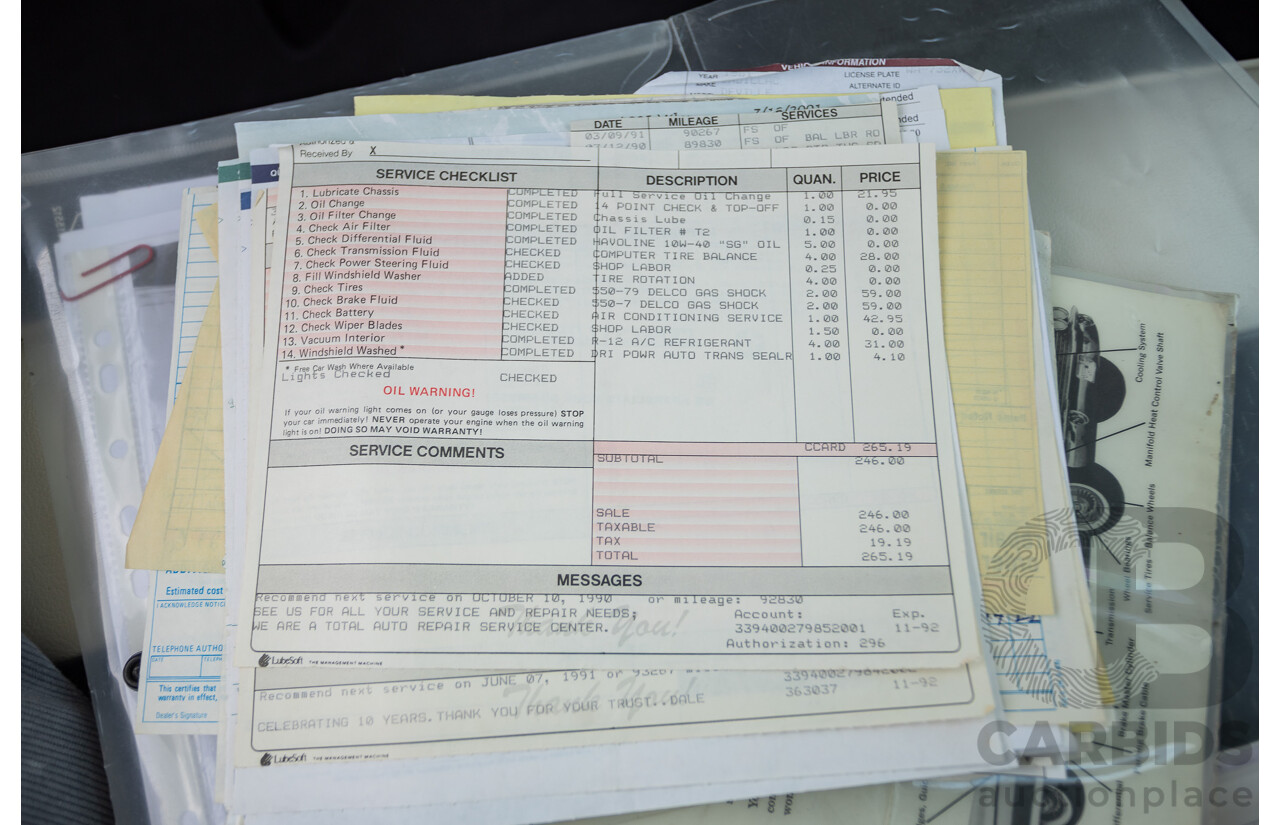 01/1961 Cadillac DeVille Short Deck 4d Sedan Olympic White V8 6.4L