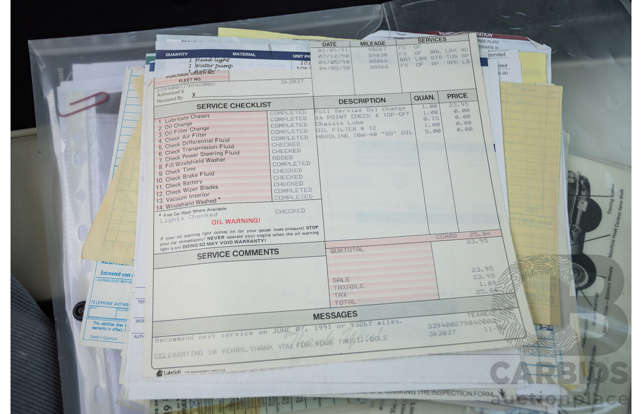 01/1961 Cadillac DeVille Short Deck 4d Sedan Olympic White V8 6.4L