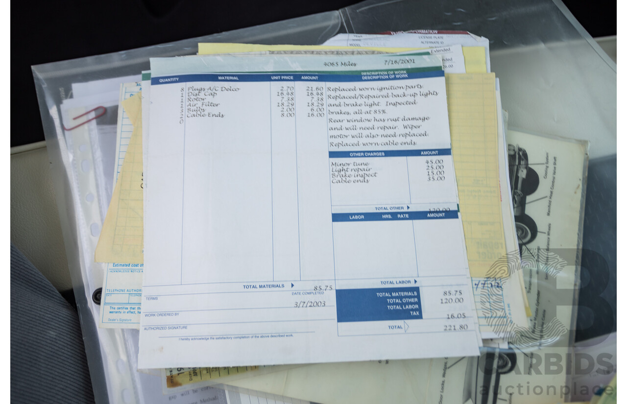 01/1961 Cadillac DeVille Short Deck 4d Sedan Olympic White V8 6.4L