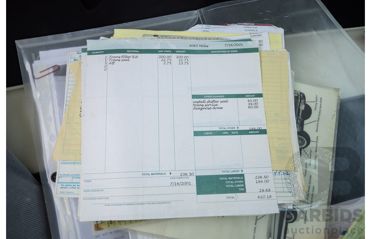 01/1961 Cadillac DeVille Short Deck 4d Sedan Olympic White V8 6.4L