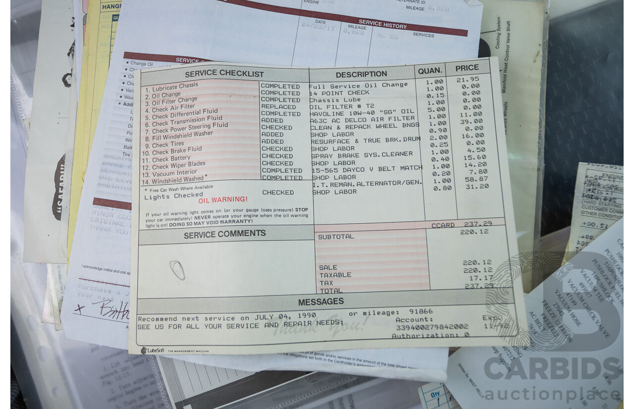 01/1961 Cadillac DeVille Short Deck 4d Sedan Olympic White V8 6.4L