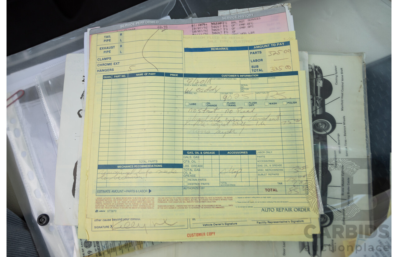 01/1961 Cadillac DeVille Short Deck 4d Sedan Olympic White V8 6.4L