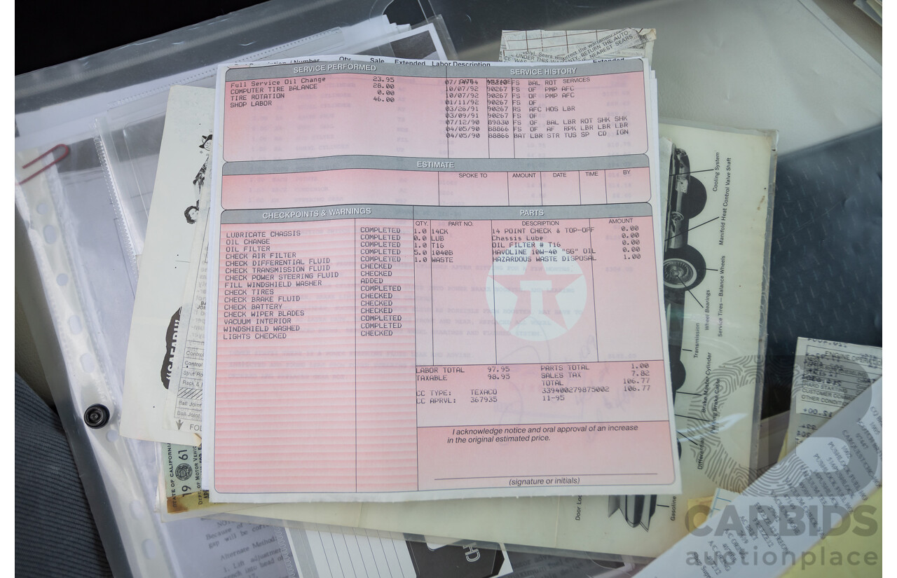 01/1961 Cadillac DeVille Short Deck 4d Sedan Olympic White V8 6.4L