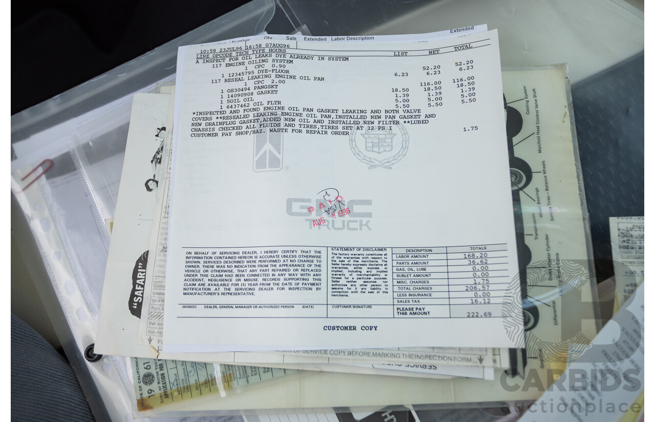 01/1961 Cadillac DeVille Short Deck 4d Sedan Olympic White V8 6.4L