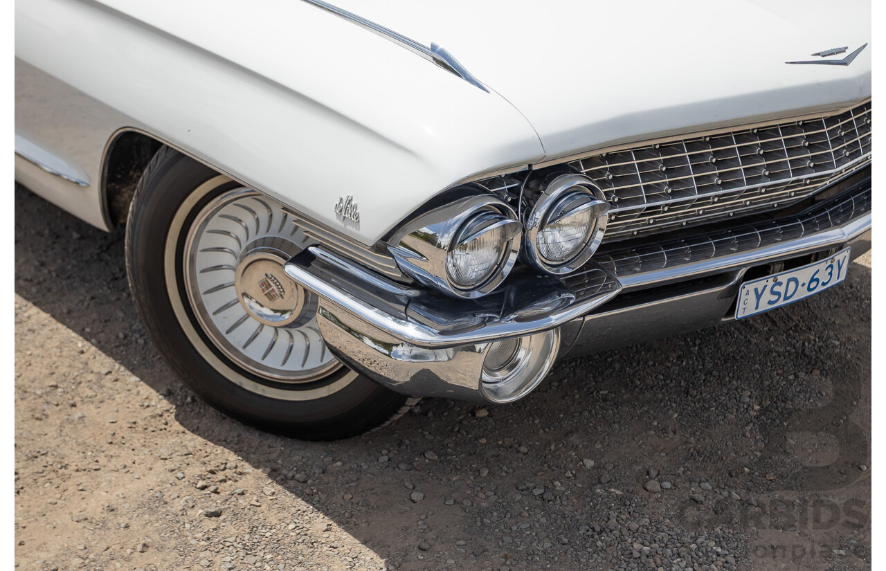 01/1961 Cadillac DeVille Short Deck 4d Sedan Olympic White V8 6.4L