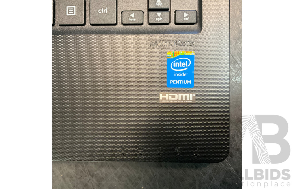 ASUS X200M 11.6'' 4GB 500GB HHD Notebook PC