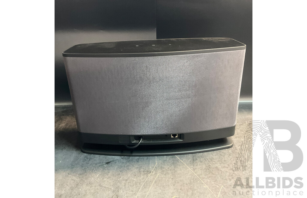 Laser Wireless Speaker & DOCTOR WHO DVD Eleventh Series - Lot of 2