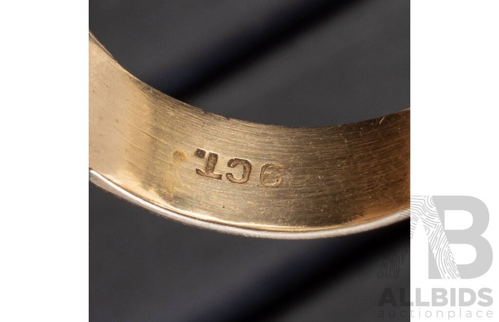 9ct Vintage Garnet Cabochon Ring, Mid Century, Size Q, 5.84 Grams