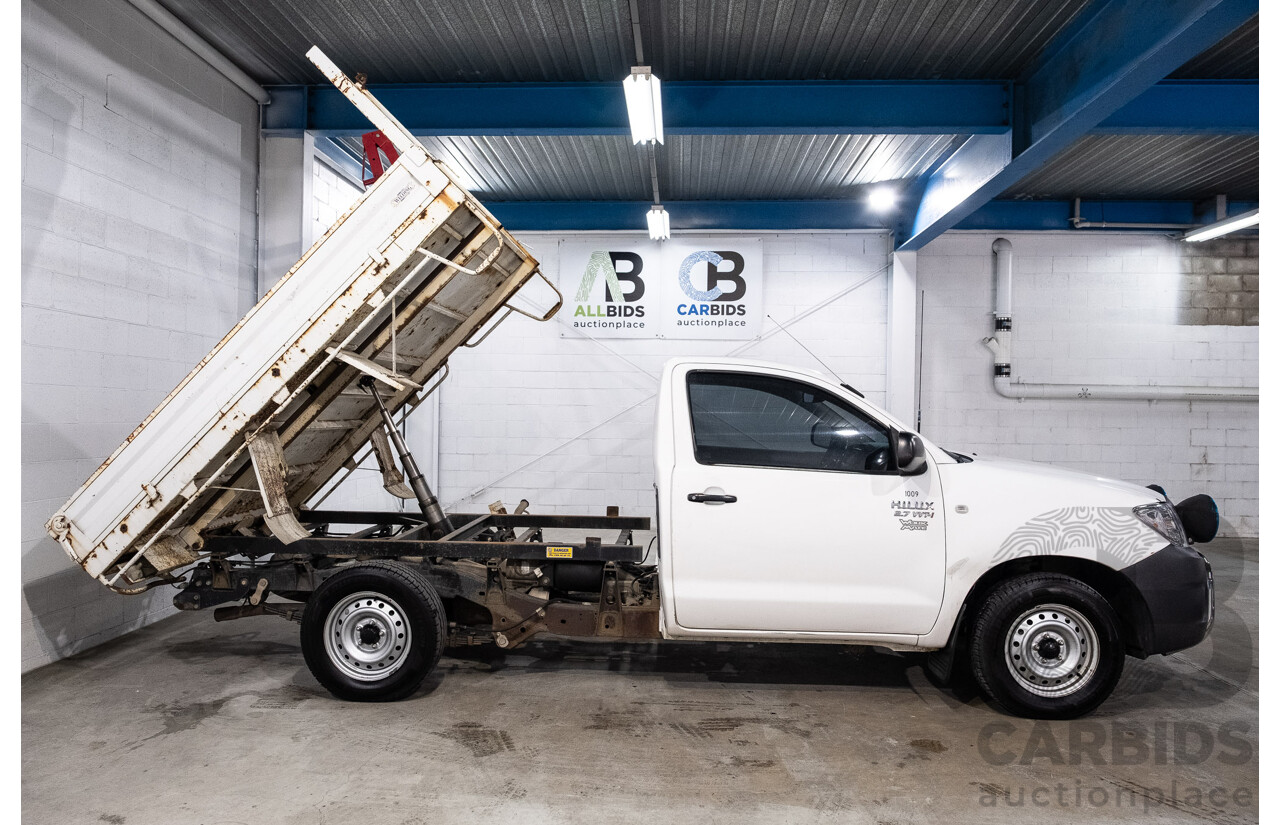 7/2009 Toyota Hilux Workmate TGN16R 08 Upgrade C/Chas White 2.7L - Hydraulic Tipper