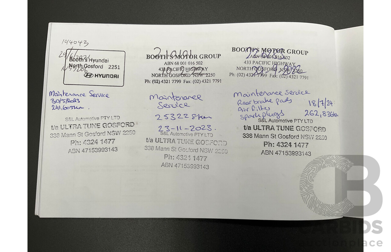 8/2014 Hyundai i30 SE GD MY14 5d Hatchback Brilliant Red Metallic 1.8L