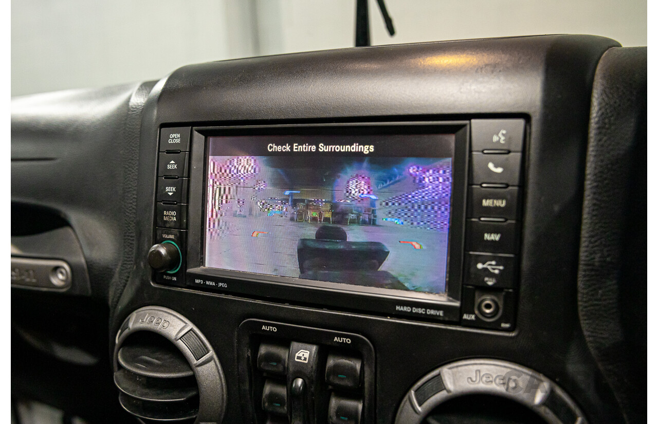 08/2016 Jeep Wrangler Unlimited Sport (4x4) JK MY16 4d Hardtop Bright White V6 3.6L