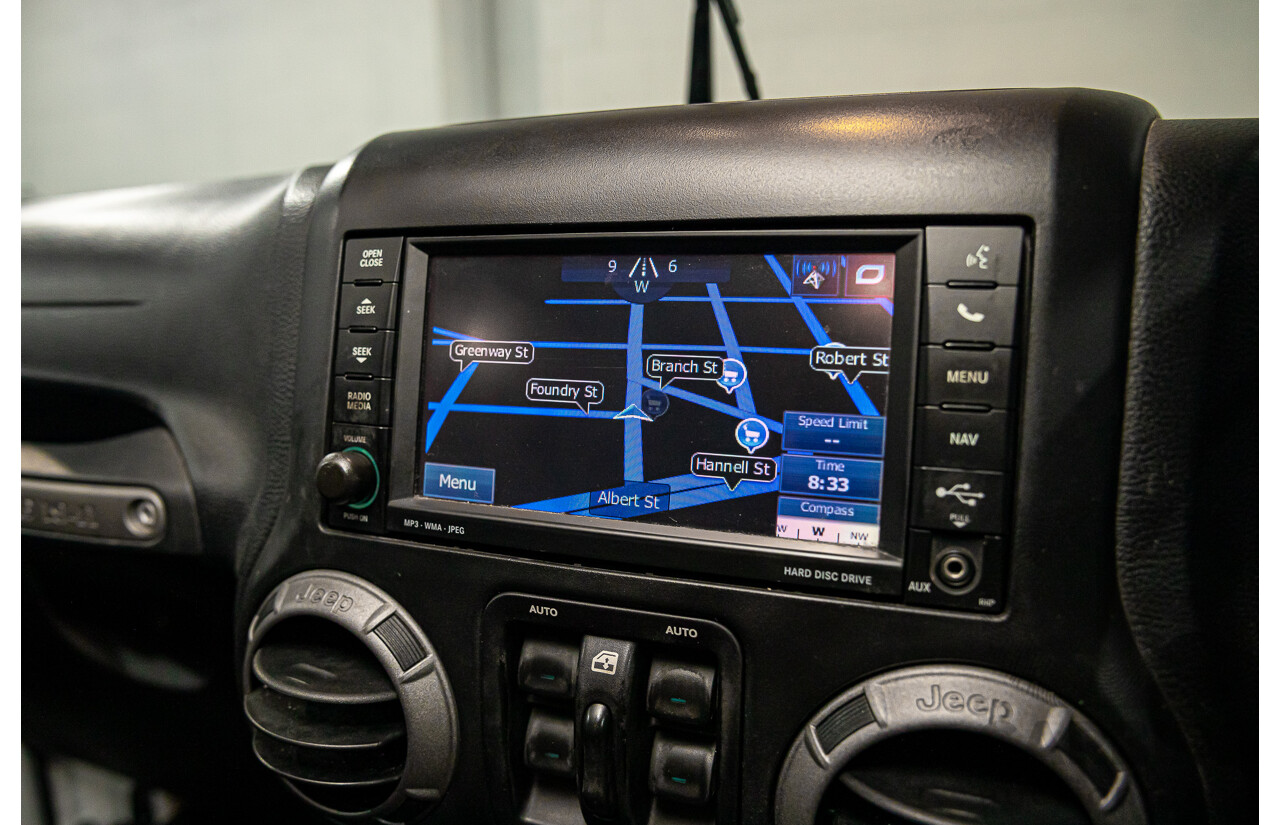 08/2016 Jeep Wrangler Unlimited Sport (4x4) JK MY16 4d Hardtop Bright White V6 3.6L