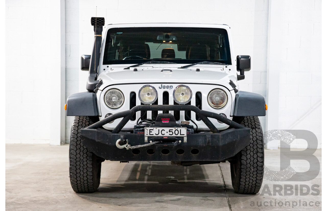 08/2016 Jeep Wrangler Unlimited Sport (4x4) JK MY16 4d Hardtop Bright White V6 3.6L