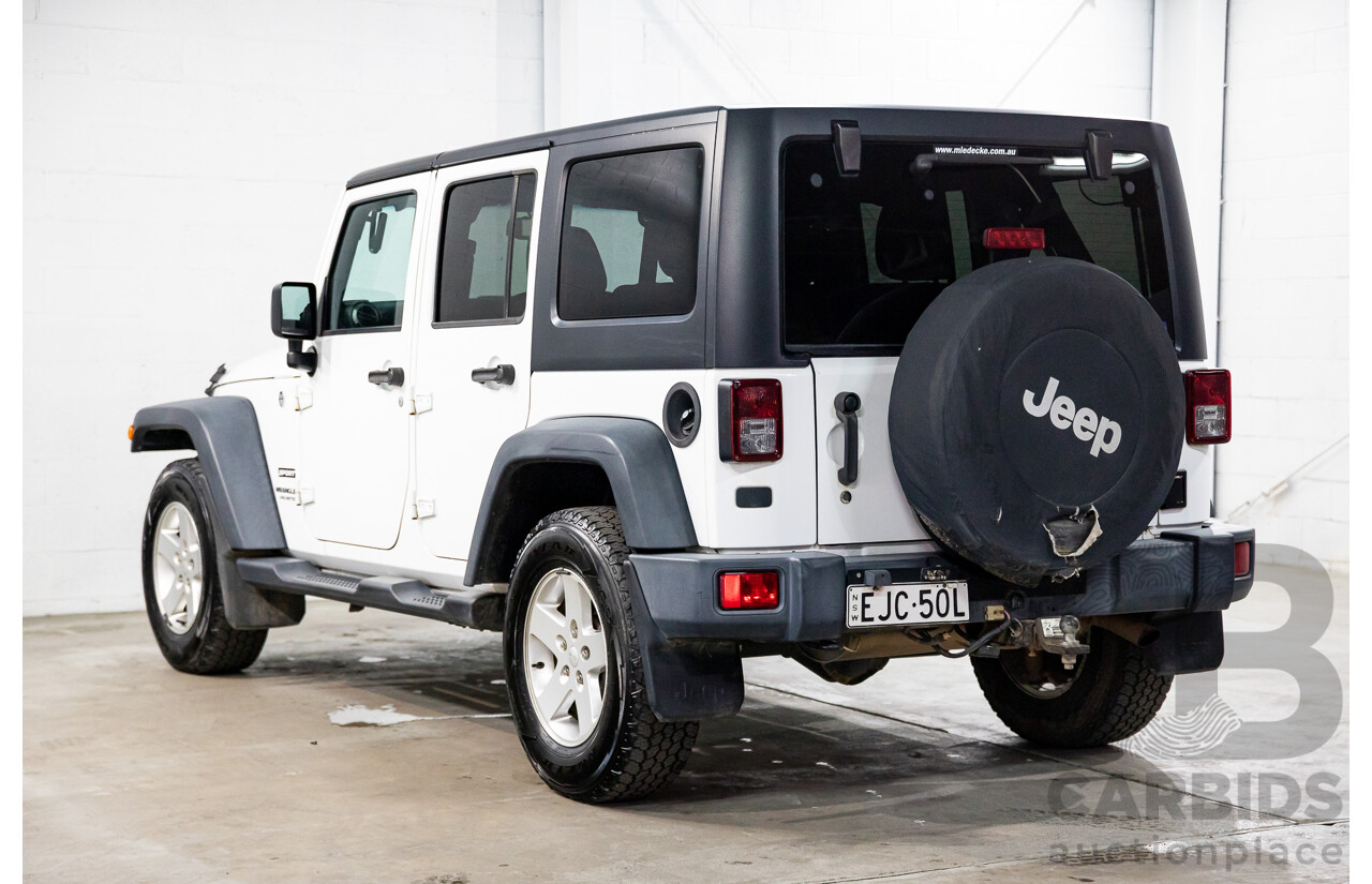 08/2016 Jeep Wrangler Unlimited Sport (4x4) JK MY16 4d Hardtop Bright White V6 3.6L