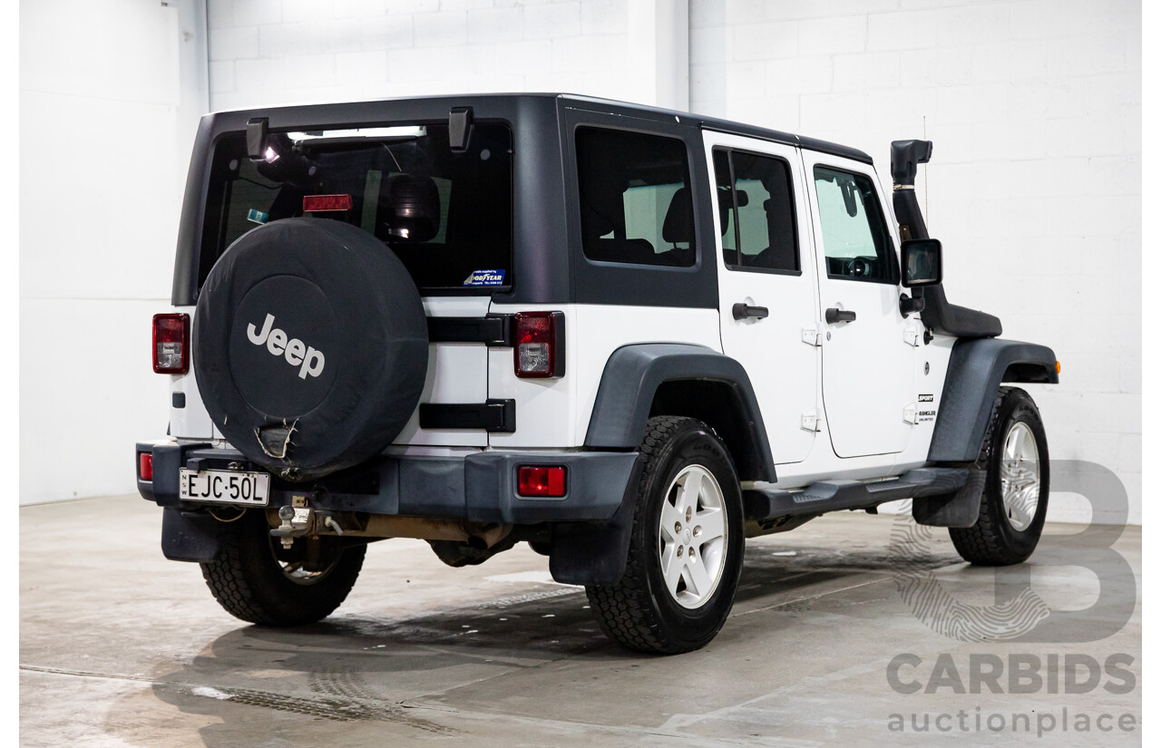 08/2016 Jeep Wrangler Unlimited Sport (4x4) JK MY16 4d Hardtop Bright White V6 3.6L